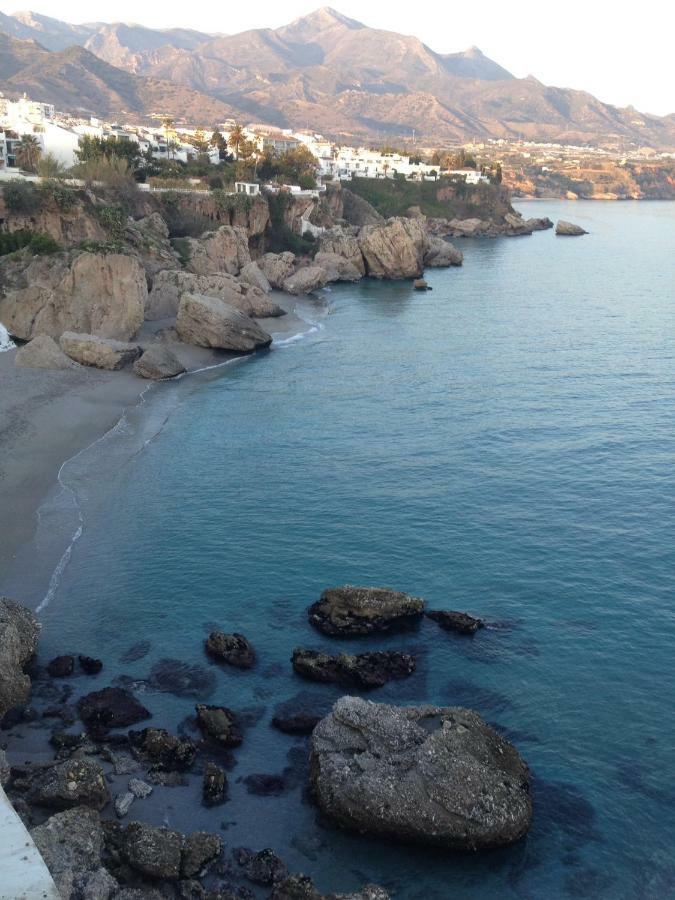 Chaparil Apartment Nerja Bagian luar foto
